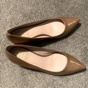 NWOT Vince Camuto 2" Patent Nude Kitten Heel Sz 7.5